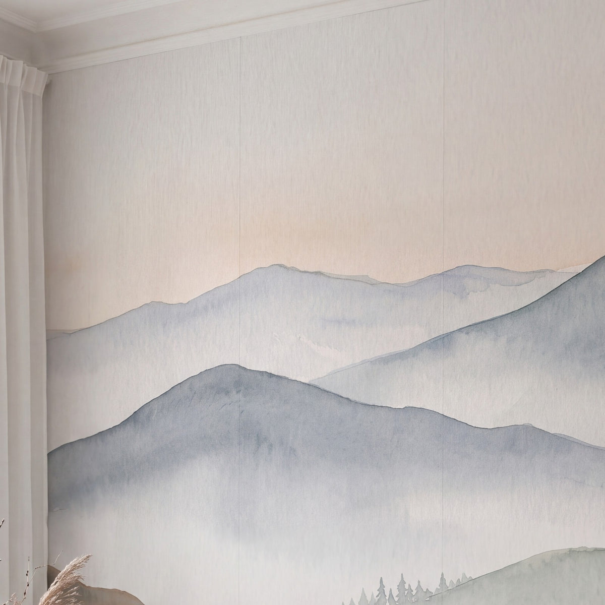 Papier peint Montagnes dans la brume posé, vu de plus près