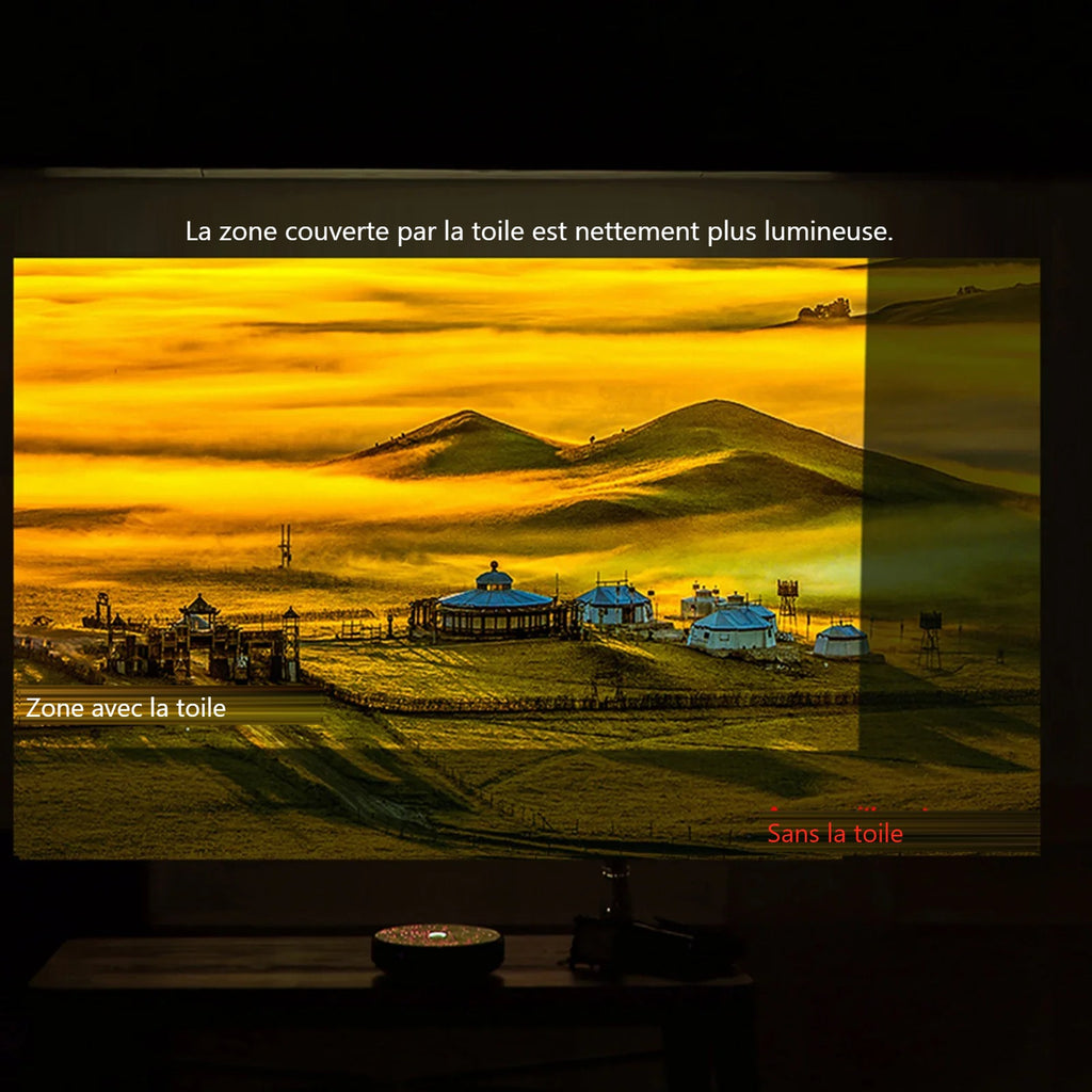 La zone couverte par la toile est plus lumineuse que le mur nu